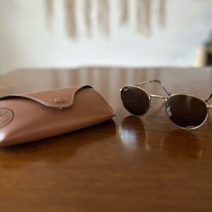 BRAND NEW! New Round Ray-Ban Sunglasses